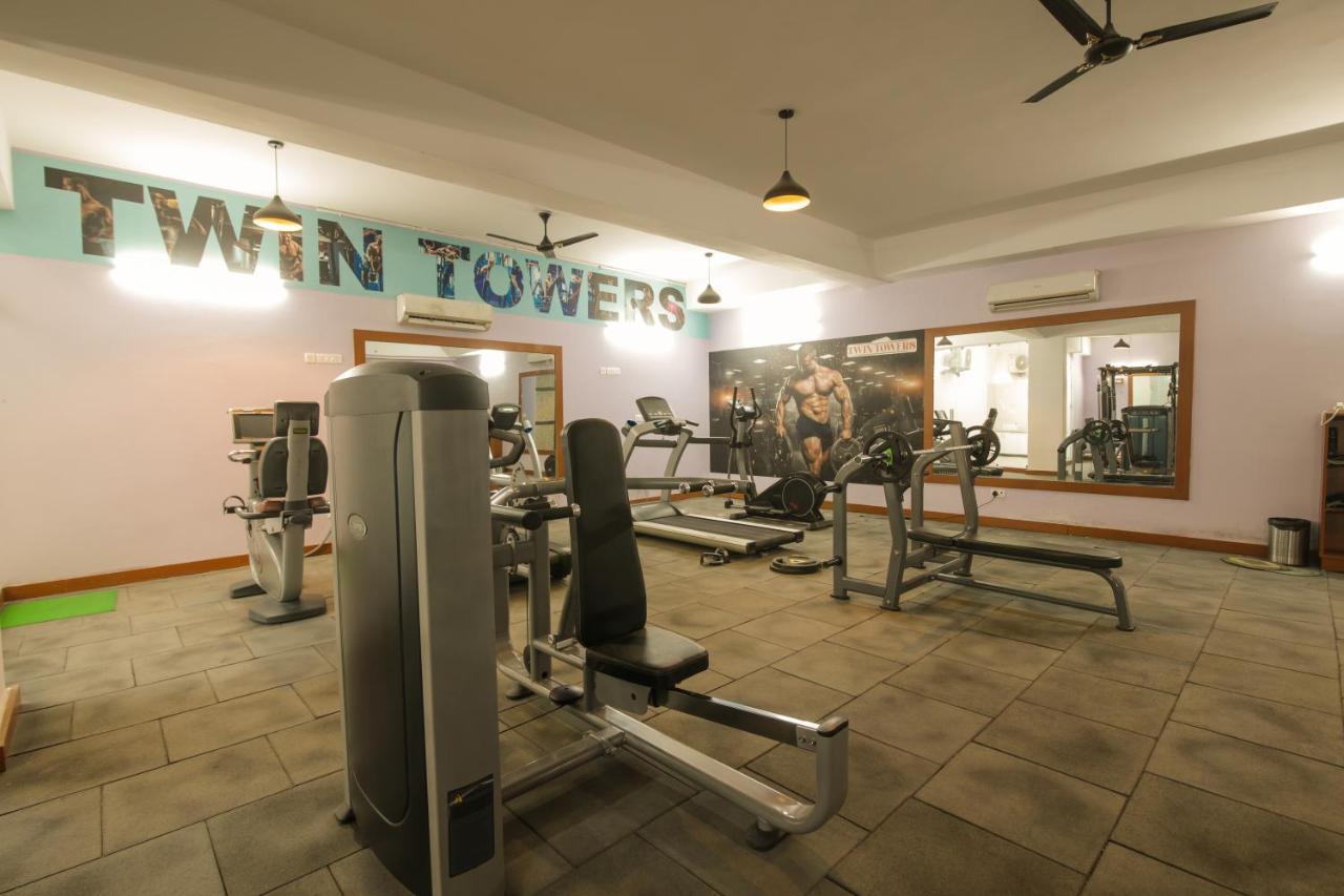Twin Towers Bed & Breakfast Greater Noida Exterior photo