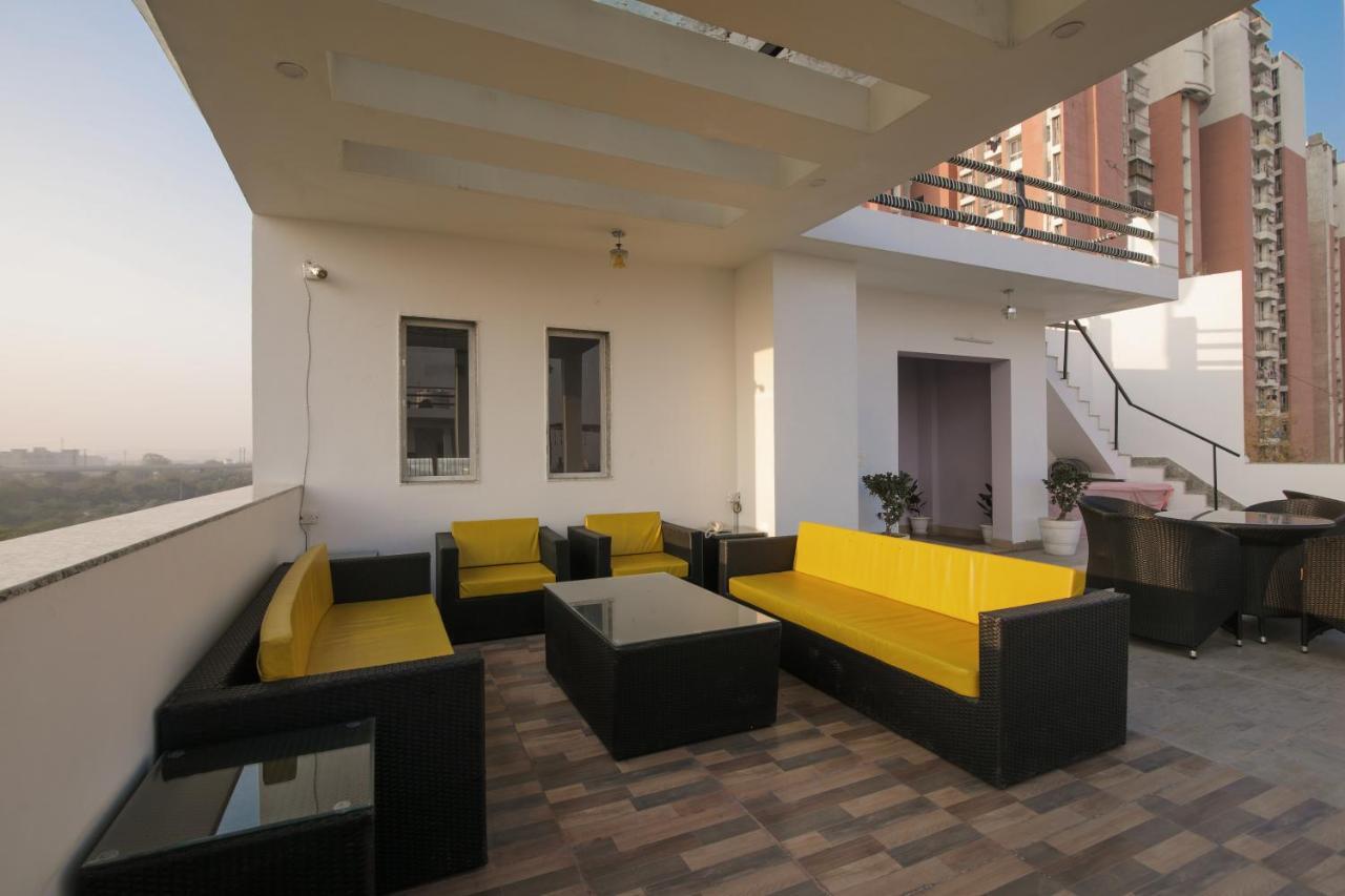Twin Towers Bed & Breakfast Greater Noida Exterior photo