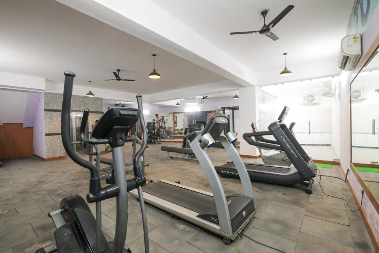 Twin Towers Bed & Breakfast Greater Noida Exterior photo